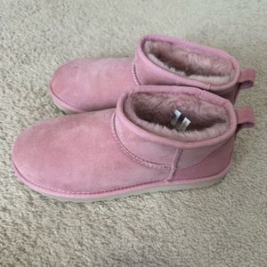 Pink Ultra Mini Uggs NWOT